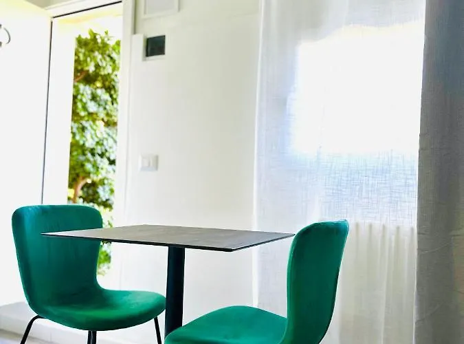 La Casa (Adults Only) 3* Bari