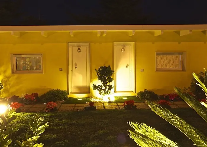 La Casa (Adults Only) 3*